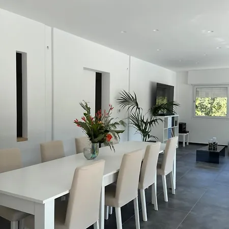 The Architect's Retreat - Petrillo *